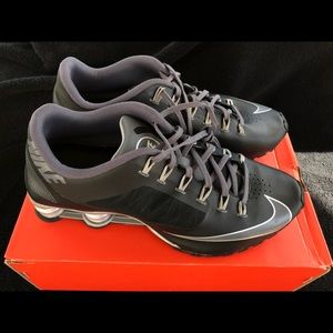 Nike Shox Superfly R4 size 10 LAST PAIR
